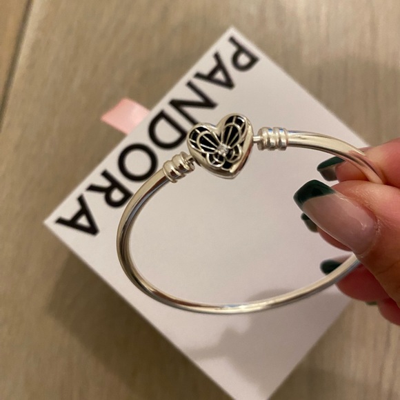 Butterfly bangle - Picture 3 of 4